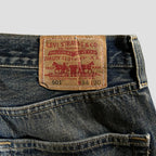 Jean Levi's 501 aspect usé