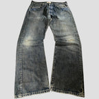 Jean Levi's 501 aspect usé
